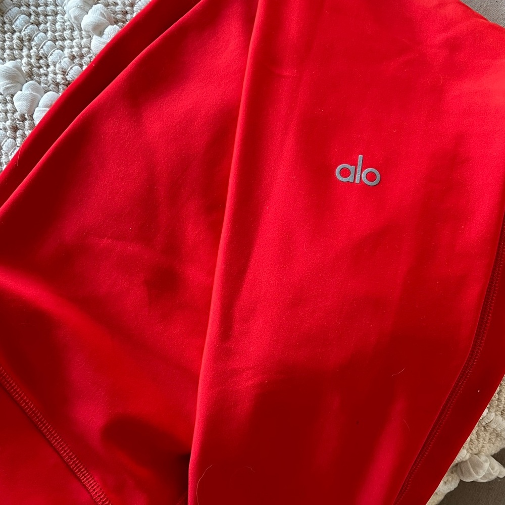 ALO Yoga Bold Scarlet Leggings